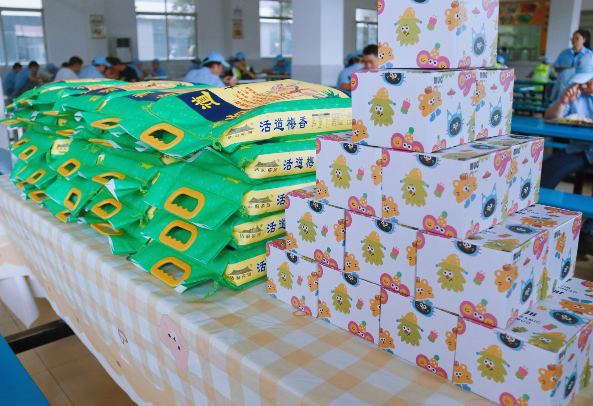 八月份員工生日會